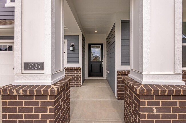 Foto del edificio - 17335 Highfield Ln