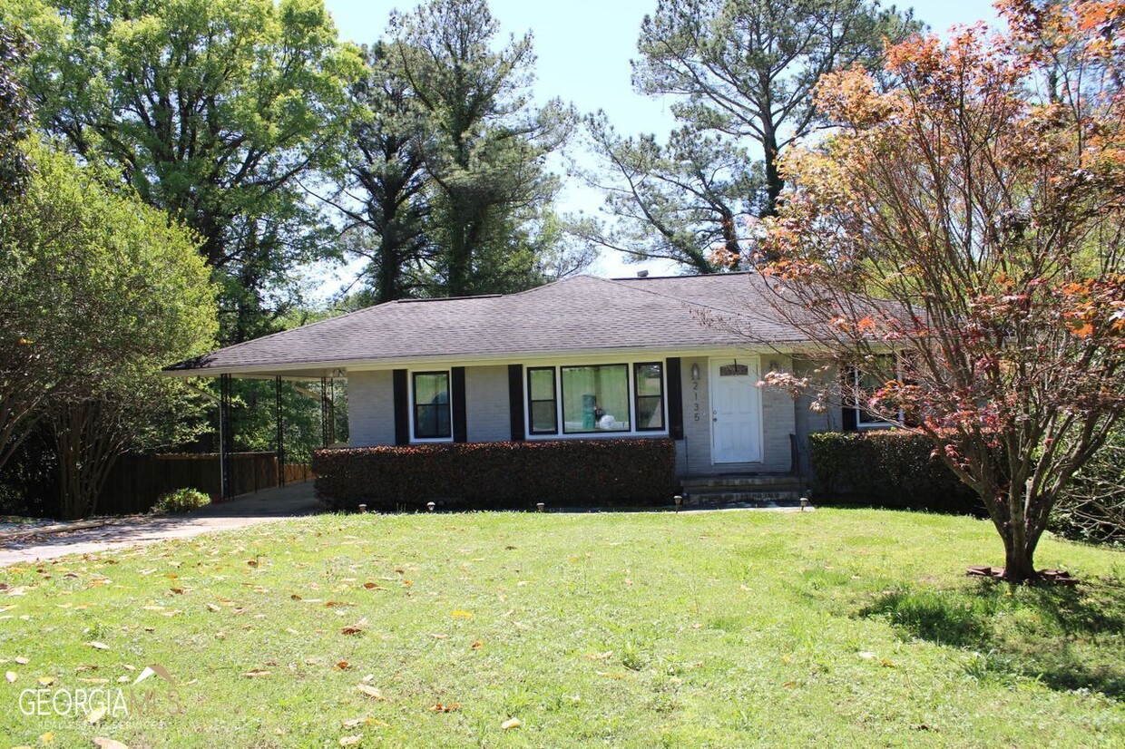 Primary Photo - 2135 Brannen Rd SE