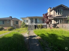 Building Photo - 1651 37th Av E