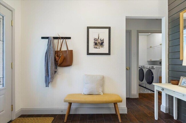 Foto del edificio - 2514 Ashley Way