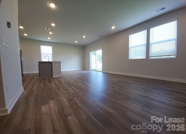 Foto del edificio - 1223 Hallman Br Ln