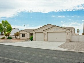 Building Photo - 3710 Totem Dr