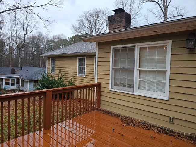 Building Photo - 270 Huckleberry Ln