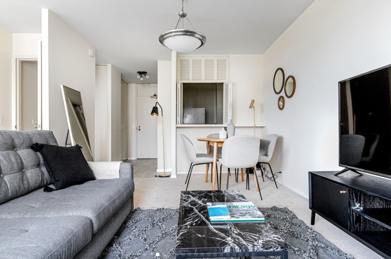 Photo - 3440 N Lake Shore Dr (Chicago, IL)