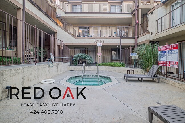 Foto del edificio - 3710 E Fountain St