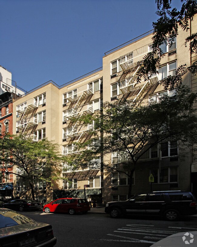 Foto del edificio - 311 E 75th St