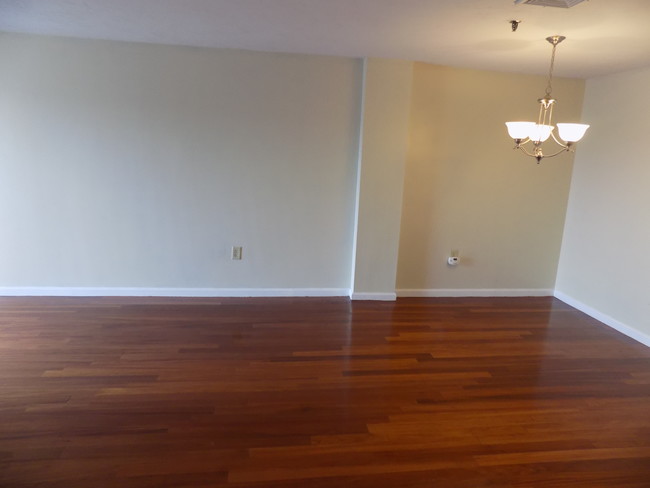 Dining Area - 230 Willard St