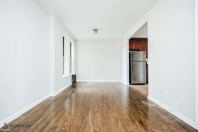 Building Photo - 2 br, 1 bath  - 930 Myrtle Ave
