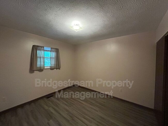 Building Photo - 76 Candlewood Ct