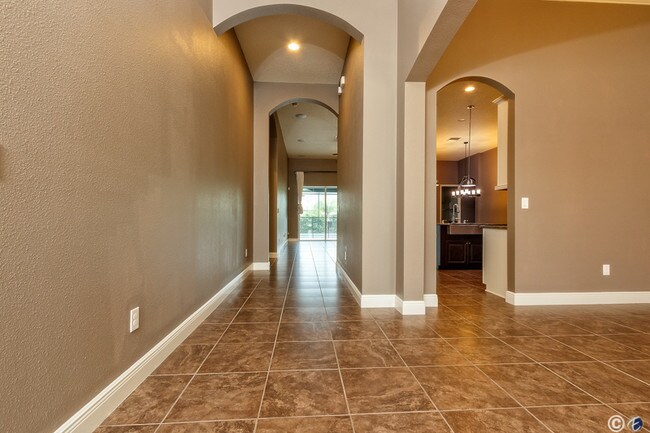 Building Photo - 15419 Starling Crossing Dr.  | FishHawk Ranch