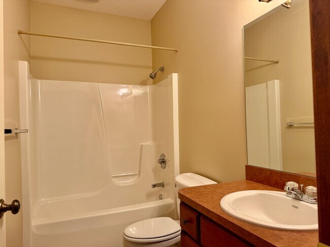 Foto del edificio - 1142 Pine Bluff Dr NE
