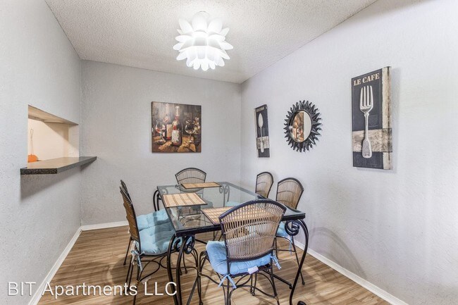 Foto del edificio - 4861 N Blackwelder Ave