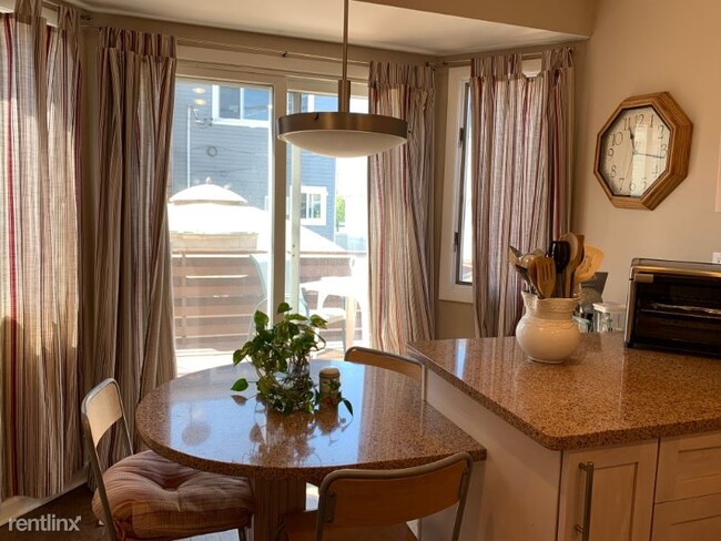 Foto del edificio - 4 br, 3 bath House - 718 E Chester St