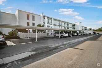 Building Photo - 1655 S Highland Ave