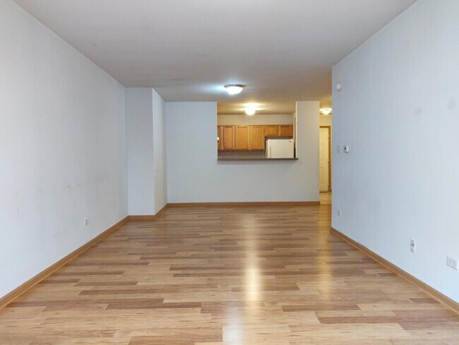 Building Photo - 522 W 26th St