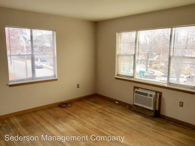 Foto del edificio - 1500 W 47TH St