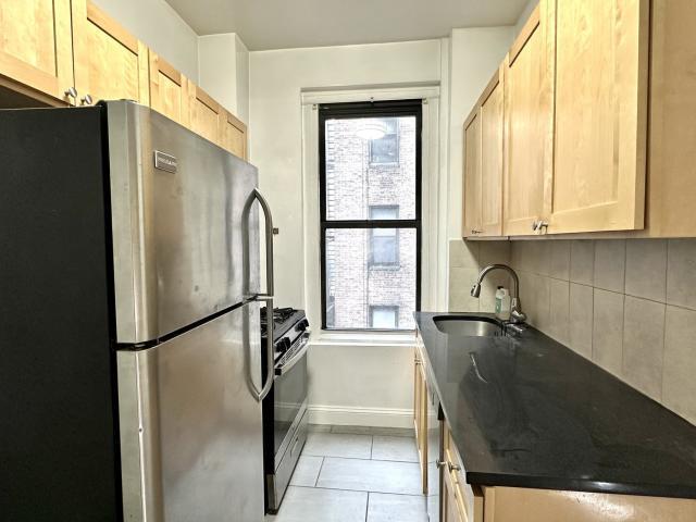 Foto del edificio - 2 bedroom in New York NY 10036