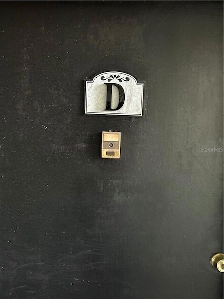 Foto del edificio - 946 Lake Destiny Rd