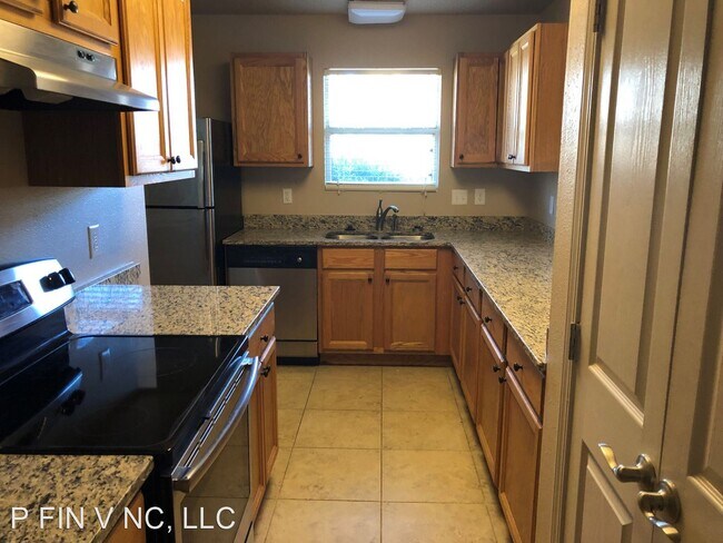 Foto del edificio - 4 br, 2 bath House - 106 Calla Ct