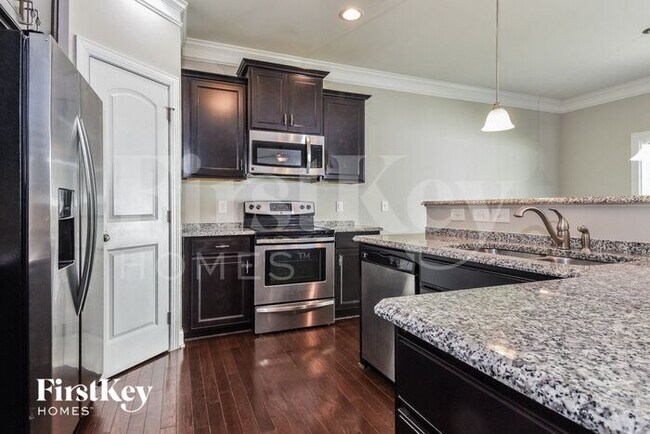 Foto del edificio - 5205 Roshni Terrace