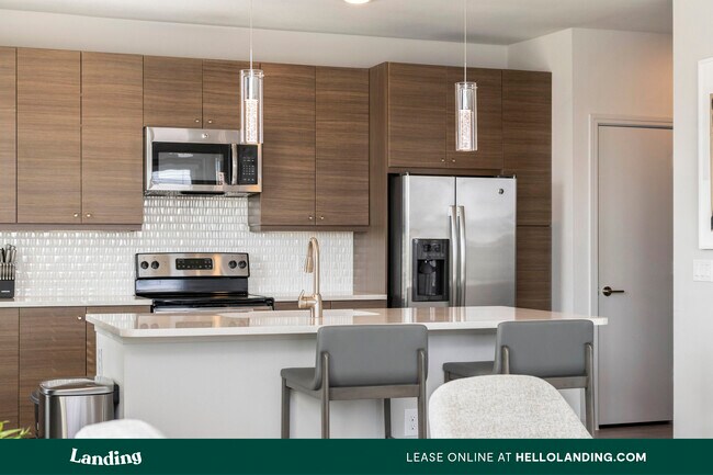 Foto del edificio - 3372 Peachtree Rd NE