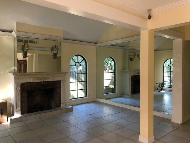 Foto del edificio - 38 SW 6th St