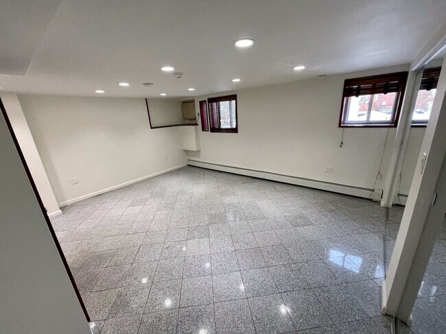 Foto del edificio - 86 Edgewood Ave