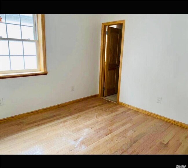 Foto del edificio - 43-32-43164 164th St