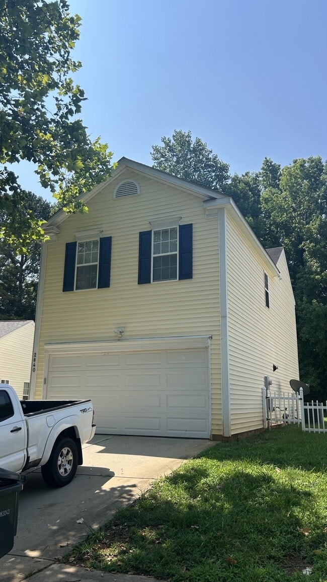 Photo - 2840 Oasis Ln House