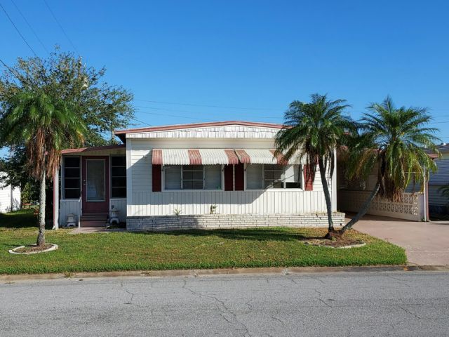 Primary Photo - 311 49th Ave Terrace W