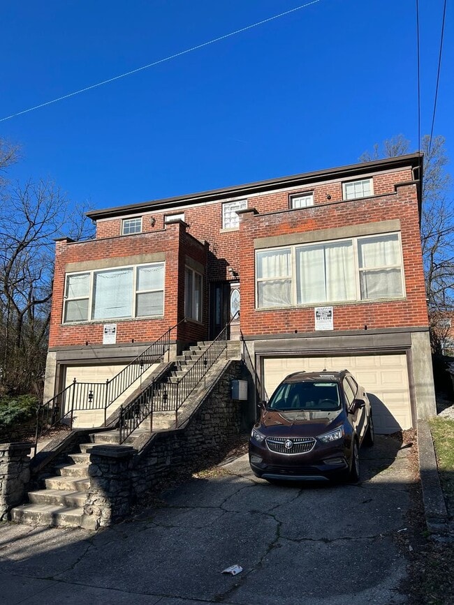 Photo - 2351 Ravine Street Apartment