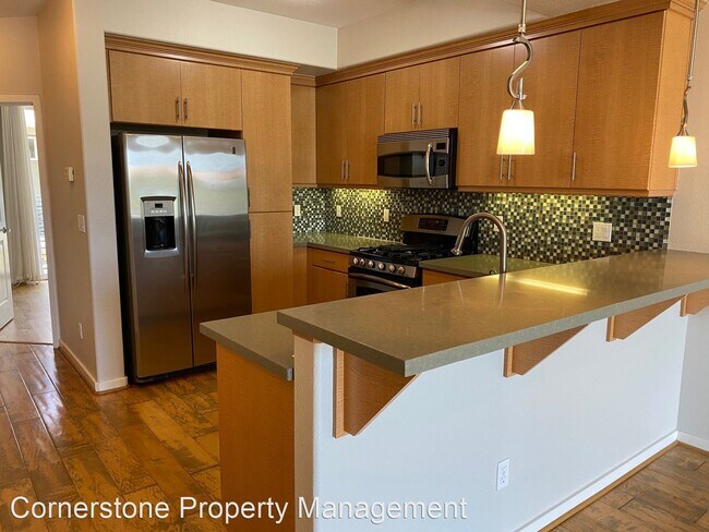 Building Photo - 4 br, 4 bath House - 840 N 8th St