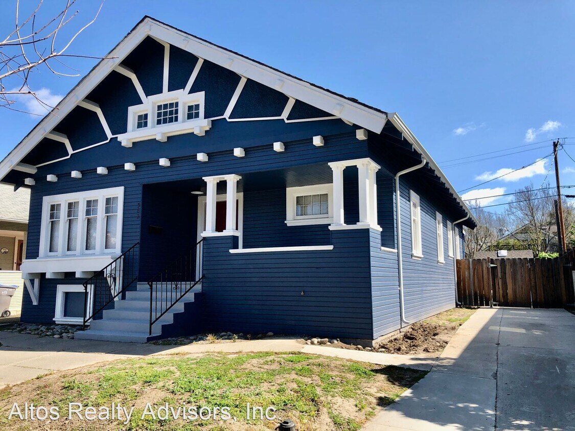 Primary Photo - 2 br, 2 bath House - 362 S. 12th Street
