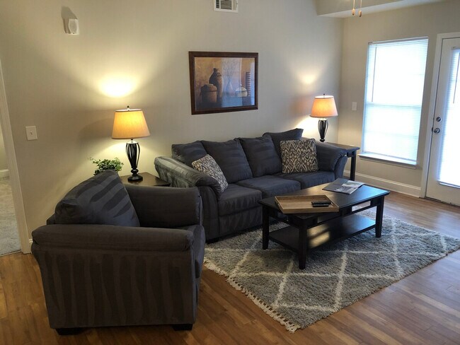 Foto del edificio - 645 Amber Meadows Way