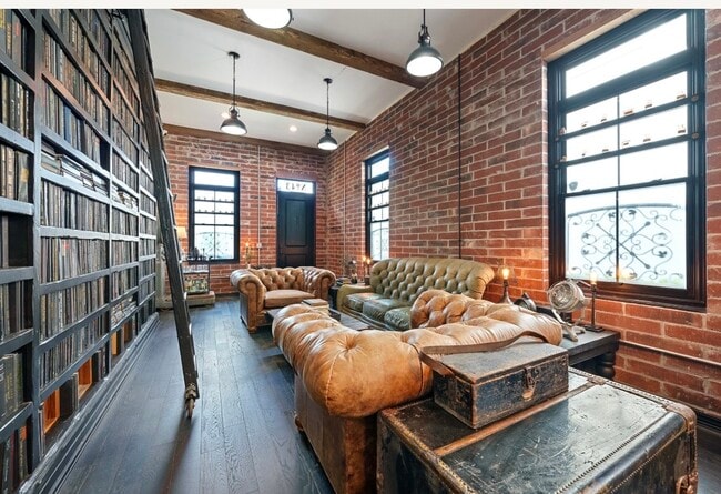 Building Photo - 45-45 W Markison Ave