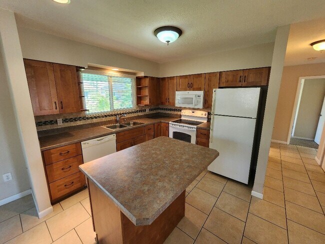 Foto del edificio - Beachside Getaway 2 Bedroom 1 Bath Home
