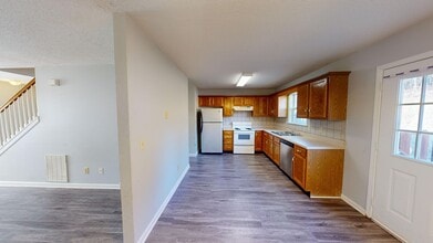 Building Photo - 656 Wilderness Trail