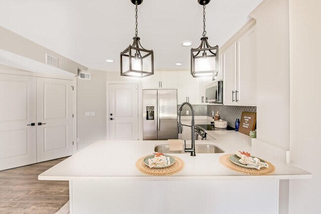 Apartamentos recientemente renovados en Village Green Apartments en Wilmington, Carolina del Norte - Village Green Apartment Homes