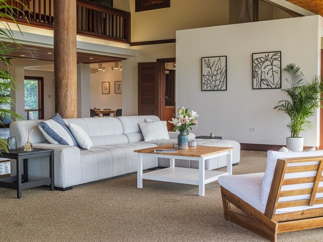 Building Photo - Luxury 5BR Oceanfront Home w/ Private Pool &amp; Beach Access: Konishiki Beachhouse