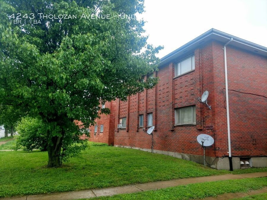 Primary Photo - 4243 Tholozan Ave