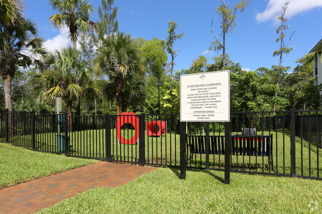 Foto del edificio - The Preserve Cypress Hammock