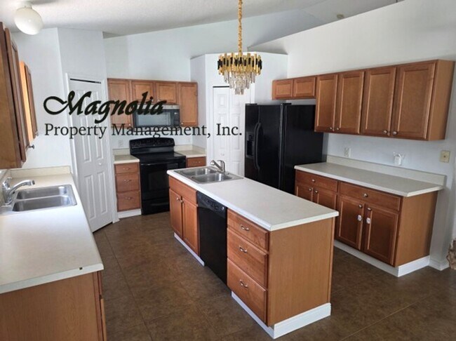 Building Photo - 1629 Pickard Cir
