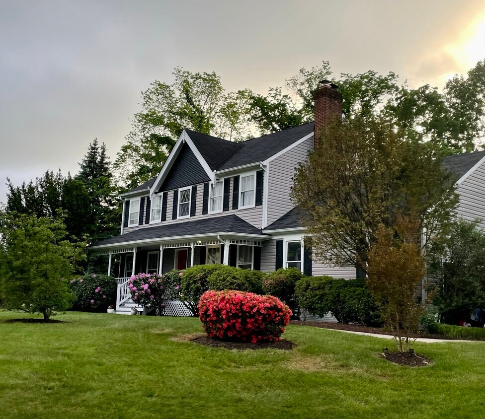 1156 Bandy Run Rd, Herndon, VA 20170 House for Rent in Herndon, VA