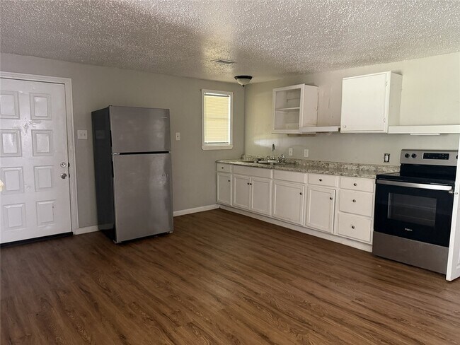 Building Photo - 9084 Peggy Dr