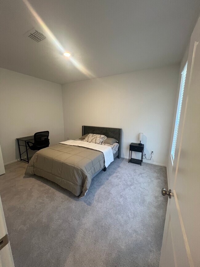 Foto del edificio - 150 Outrigger Way