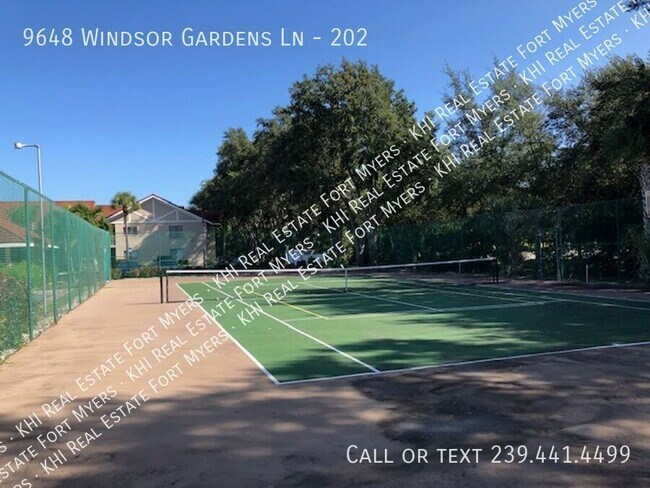 Foto del edificio - 9648 Windsor Gardens Ln