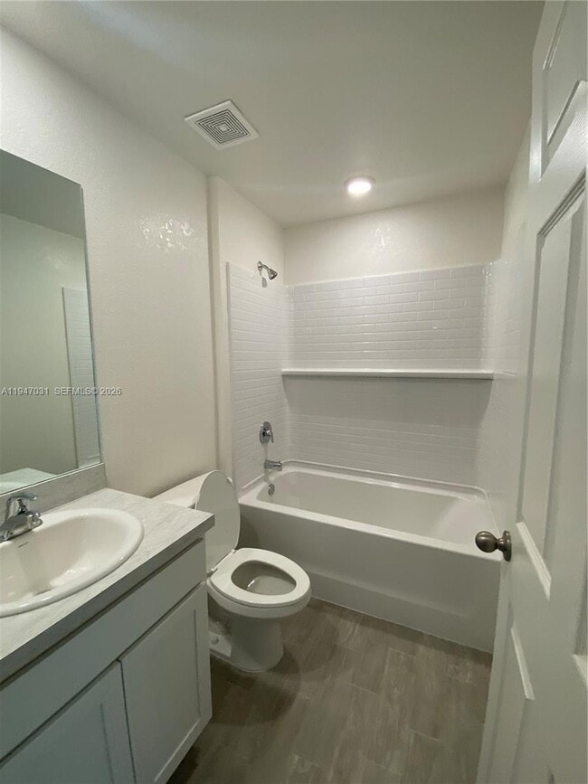 Foto del edificio - 328 NE 21st St