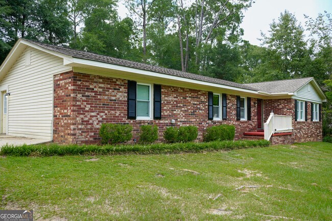 Foto del edificio - 307 Pinewood Dr