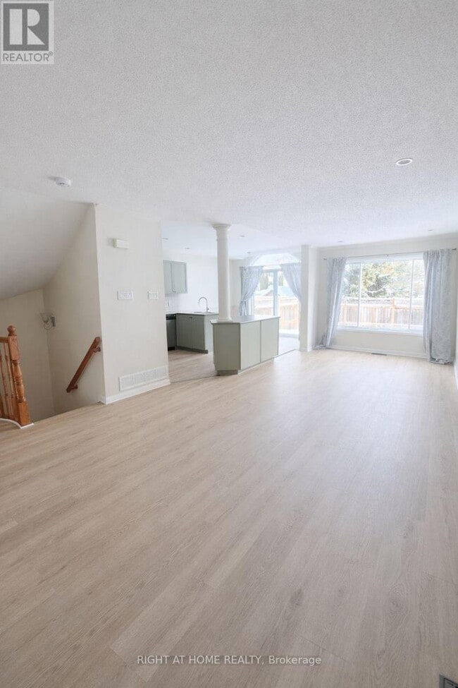 Building Photo - 102 Southpointe Ave