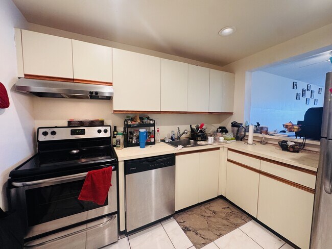 Foto del edificio - 8025 S Colony Cir